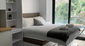 CP High floor luxury studio - Image 2