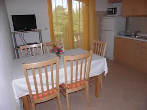 Apartment Zlatko A2 Muline, Island Ugljan - Image 4