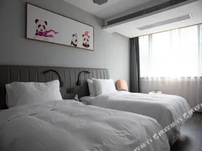 Elan Hotel (Chengdou Kuanzhai Alley Huapaifang) - Image 2