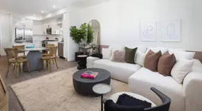 Noho Alexan Modern 2bed Duo with FREE Parking - Image 2