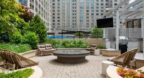 The Bernardin Gold Coast Luxury Apartments Near Magnificent Mile - Image 4