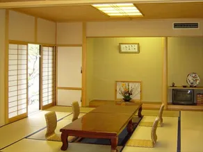 Rokugatsu-no-Mori Auberge - Image 2