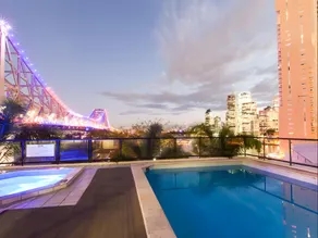 Hotel & Apartments Brisbane - Image 2