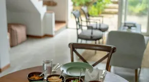 Villa Sayura by TONIK - Beachfront Villa with Jacuzzi - Image 3