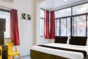 Collection O Central Viman Nagar - Image 2
