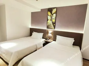 7 Days Inn Chongqing University Town Xijie Pedestrian Street Branch - Image 5