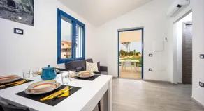 Acquamarina, appartamenti sul mare con piscina - Image 5