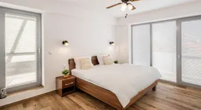 City Center Gallery Apartment - Image 2