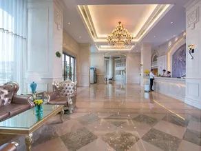 Vienna International Hotel Luogang Wanda Plaza - Image 3