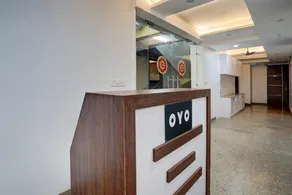 Hotel O R S Golden by RS Group - Image 3