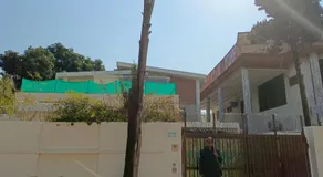 Luxury Moon Guest House - Image 2