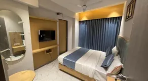 Hotel Sunshine Suites IGI Airport - Image 4