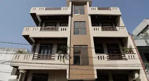 The Laxmi Royale Villa 1 BHK Luxury Retreat - Image 4