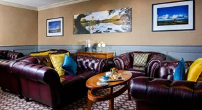 Scott's Hotel - Image 4