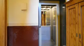 HERMANN Hotel Bar - Image 4