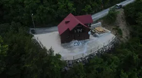 Diamond Tree House - Image 4