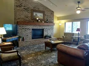 MADELIA HOTEL - Image 5