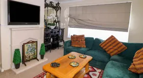 5 Overstone Drive - Image 2