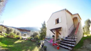 Agréable appartement entièrement équipé avec jardin, barbecue et terrasse | Vue montagne | Avec animaux autorisés - Image 5