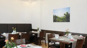 Weingut und Gästehaus Josef Reis - Image 2