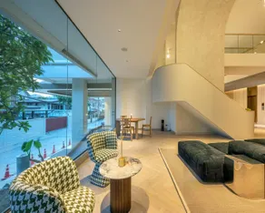 ROYS Hotel Bangkok - Image 4