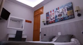 Hostal Victoria - Image 2