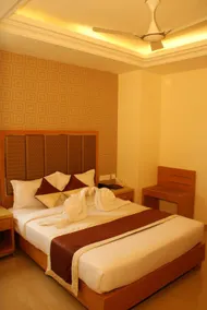 Ruby Pride Luxury Hotel - Image 2