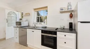 Mt Barker Nina's 2BR Self contained Cottage - Image 4