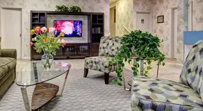 Palm Pavilion Inn - Image 5