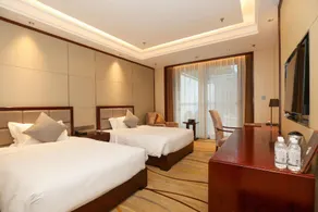 Yonglian Town Resort Hotel - Image 2