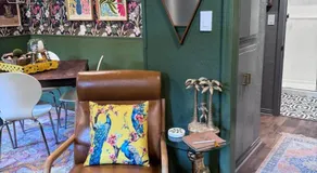 Kitschy Kottage - Image 4