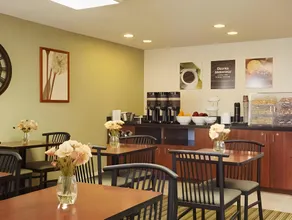 Extended Stay America Suites - Portland - Hillsboro - Image 5