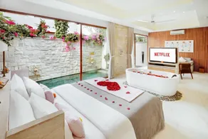 Romantic 1 BR Villa Private Pool+Bathtub #V393 - Image 5