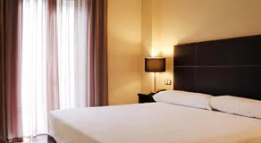 Hotel Real Balneario Carlos III - Image 2