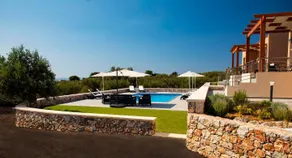 ONE BEDRoom Family House with Pool for up to 4 ! - Image 5