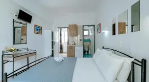 Marousi Rooms - Image 5