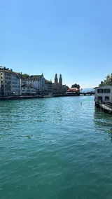 Zurich Central Brand New Apartment - Image 3