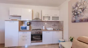 IRIS Room & Apartment - Image 5