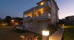 Koroni Seaside Private Beach Residence B - Image 5