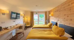 Shenstone Lodge - Image 2