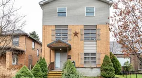 Spacious 2BR Apt • Free Parking • Baden - Image 4