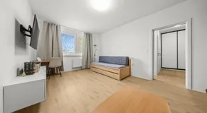 Stylish New Apartment with Parking Place - Image 2