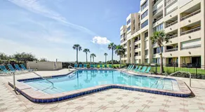 Oceanfront condo with pool & tennis - balcony, AC, WiFi & washer/dryer - Image 3
