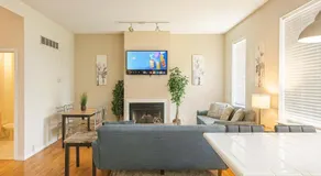 Soulard 2BR Balcony Free Parking Walk to Dining - Image 2