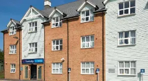 Travelodge Wellington Somerset - Image 2