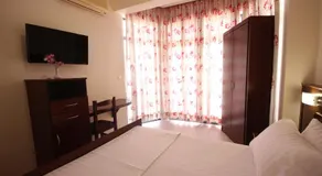 Hotel Ari - Image 2