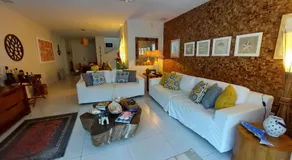 Casa alto padrão na Ferradura em condomínio com piscina privativa - Image 2