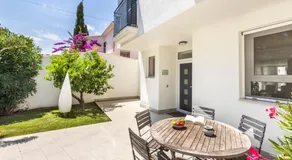 2016 Villa moderna al canal con 4 habitaciones by homeselectspain - Image 5