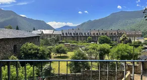 Apartament amb llar de foc i balcó amb vistes de la vall by RURAL D'ÀNEU - Image 5