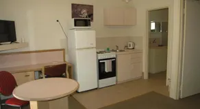 Collie Forest Motel - Image 3